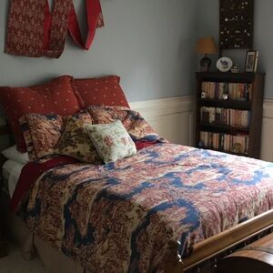Elegant Red and Blue French Provinvial Bedding Set